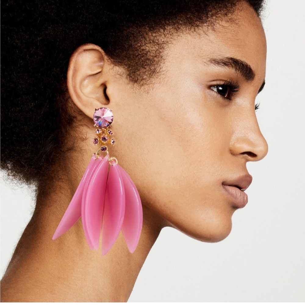 NWOT Oscar de la Renta Pink Crystal & Petal Leaves Drop Earrings